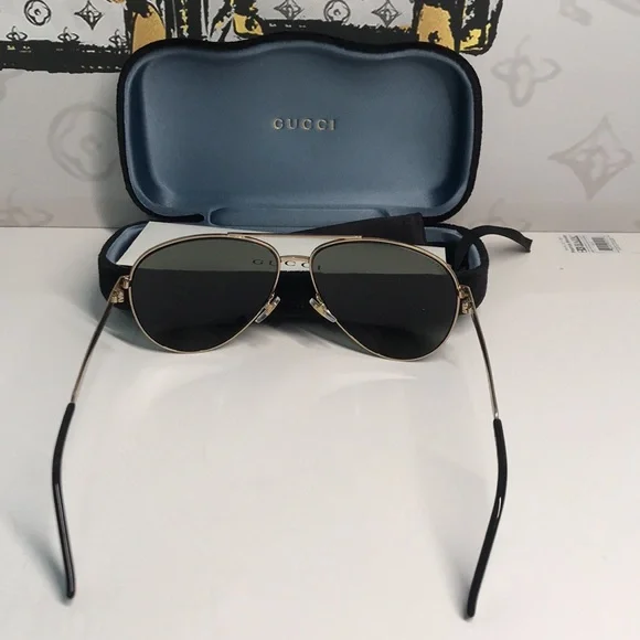 ✨ Brand New Gucci GG0137S 002 Aviator Sunglasses – Gold Frame with Grey Lenses ✨ - Picture 7 of 13
